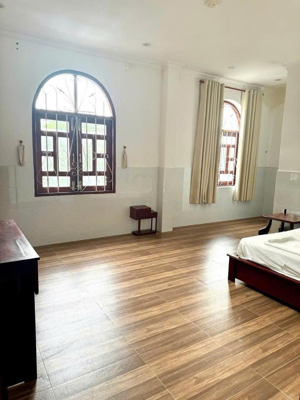 Khach San Tan Cuu Long Hotel Binh Chanh ภายนอก รูปภาพ